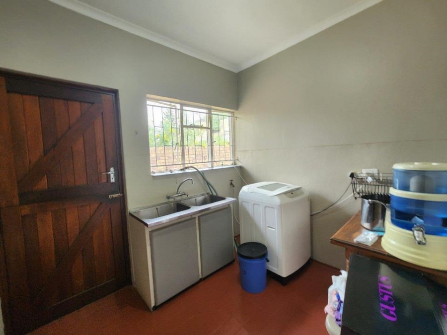 4 Bedroom Property for Sale in Bergzicht Western Cape